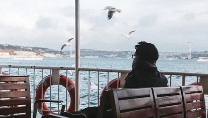 Kaiyun官方登录入口-瓦伦西亚客场扳平，巴萨陷入苦战，瓦伦西亚2-3巴萨